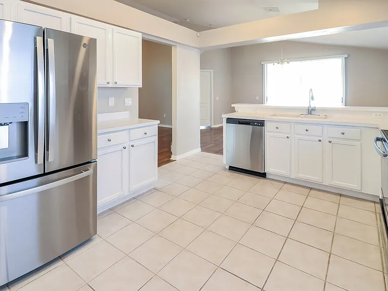 25802 Bloomsbury Ct — Photo 7