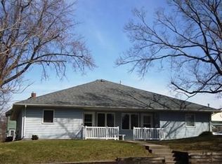 312 N Market St, Oskaloosa, IA 52577