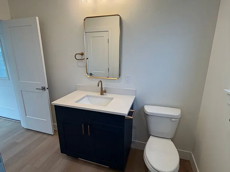 1410 S Newell St #100 — Photo 9