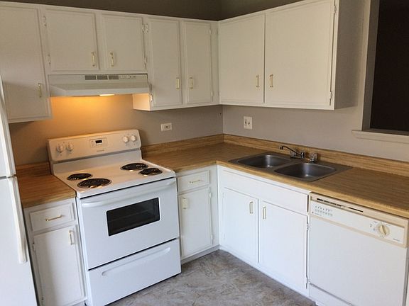 3rd image of 205 N Waters Edge Dr APT 201