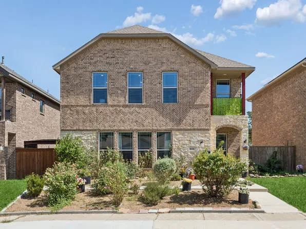 431 W Pioneer Dr, Irving, TX 75061