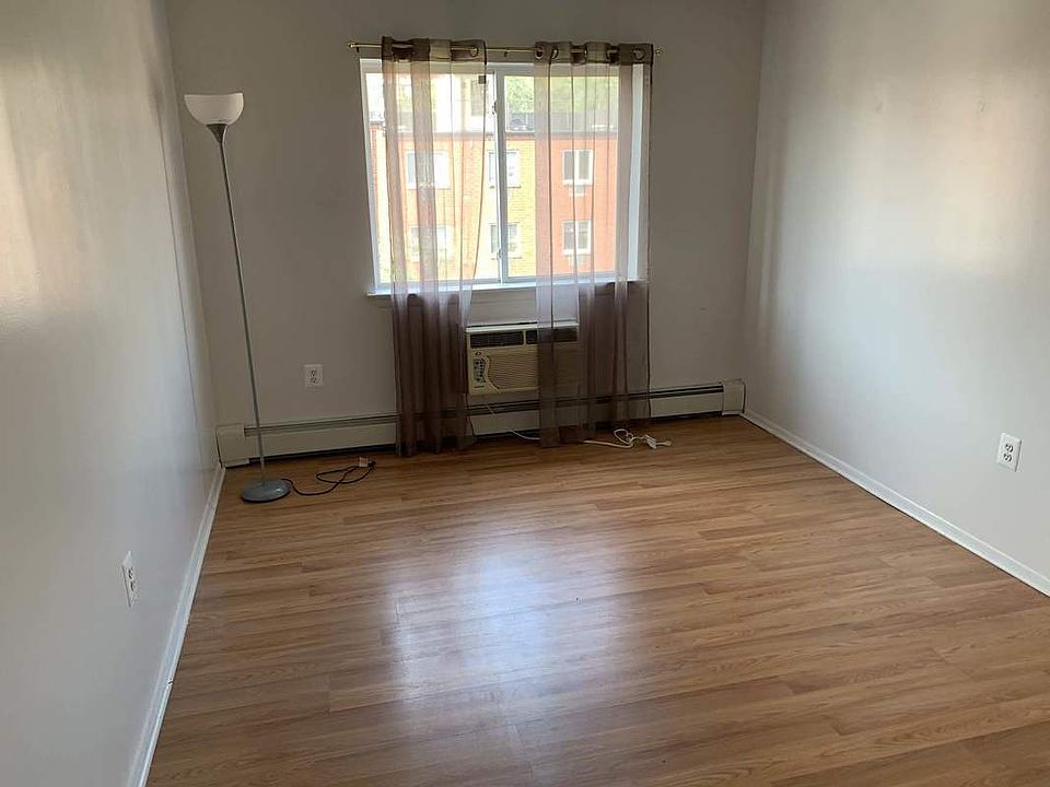 1st image of 6 E 118th St #3RB
