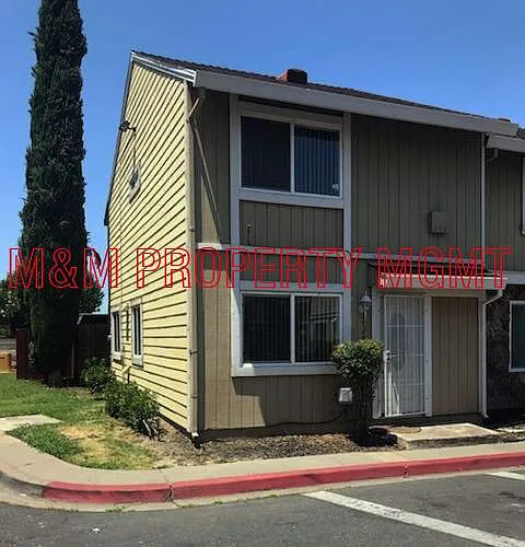 4100 Weymouth Ln photo 1
