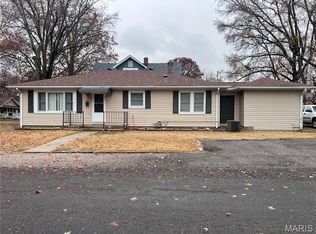 210 Nelson Ave, Edwardsville, IL 62025
