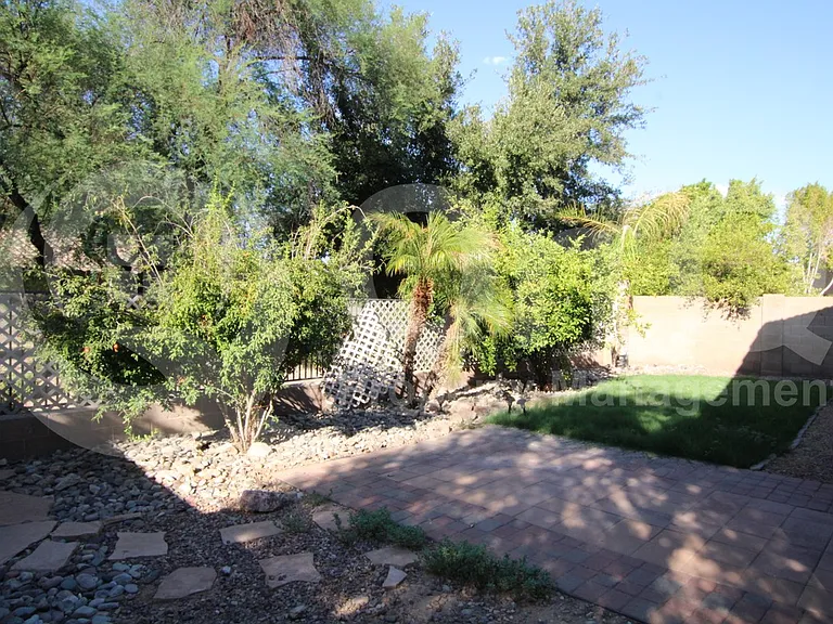 3292 E San Angelo Ave — Photo 19