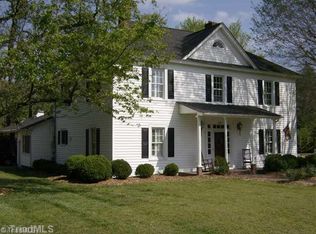 616 Summit St, Walnut Cove, NC 27052