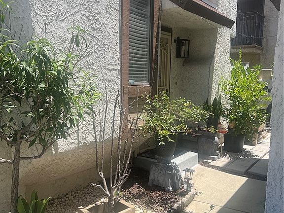 4th image of 13515 Tracy St