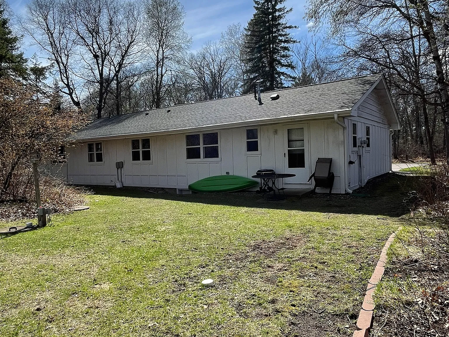 2 bed, 1000 sqft, $1,600 — Photo 2