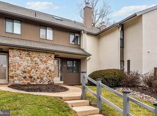 84 Oak Knoll Dr, Berwyn, PA 19312