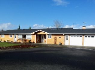 65 Clover St, Cathlamet, WA 98612