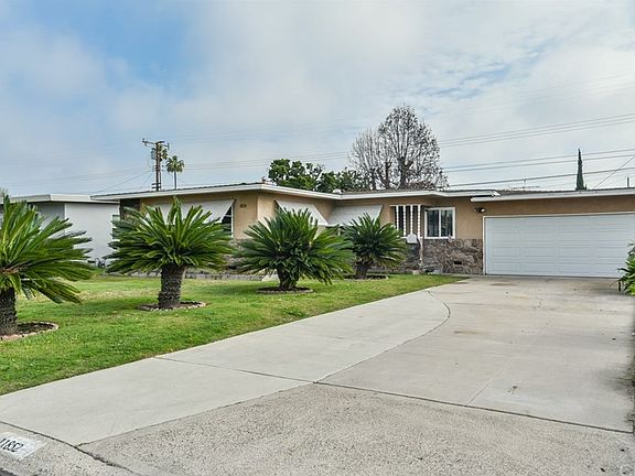 3rd image of 11852 Old Fashion Way
