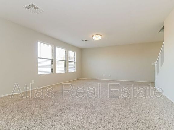 4th image of 15618 W Laurel Ln