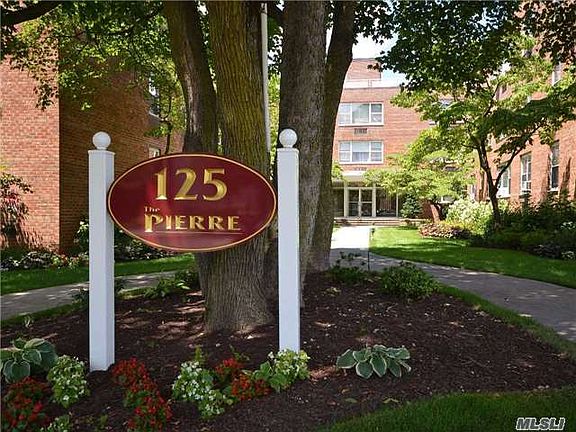 2nd image of 125 Main St APT 1F
