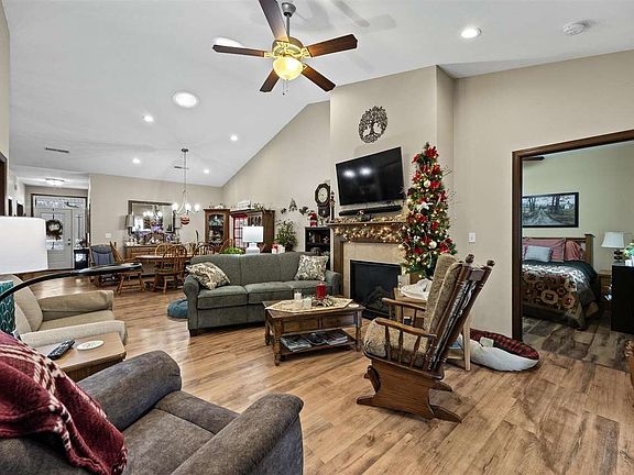 5th image of 1134 Moon Flower Ave