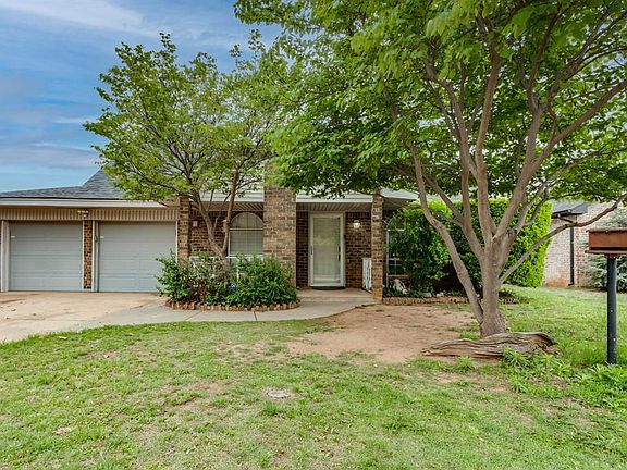 2nd image of 611 Linda Ln