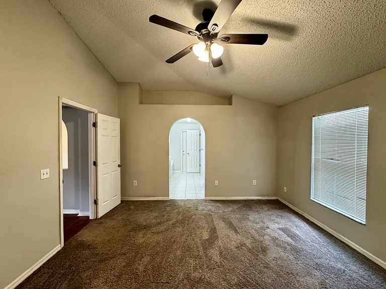 850 Welch Hill Cir — Photo 9