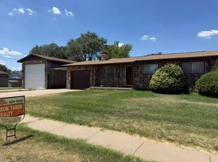 904 S Sycamore St, Liberal, KS 67901