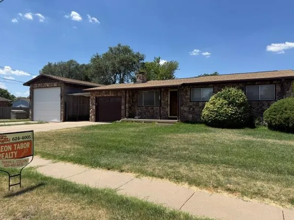 904 S Sycamore St, Liberal, KS 67901