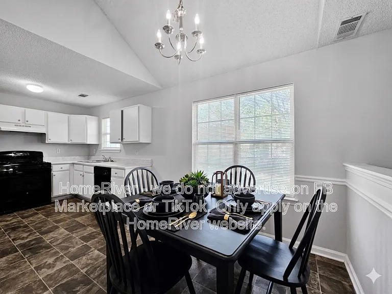 3010 Stonebridge Creek Dr — Photo 4