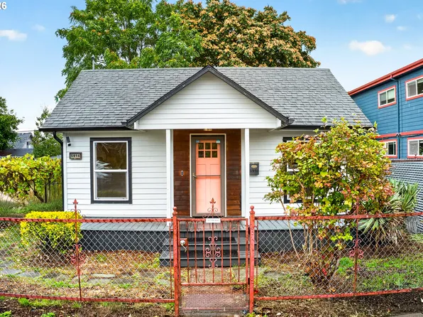 5916 SE 85th Ave, Portland, OR 97266