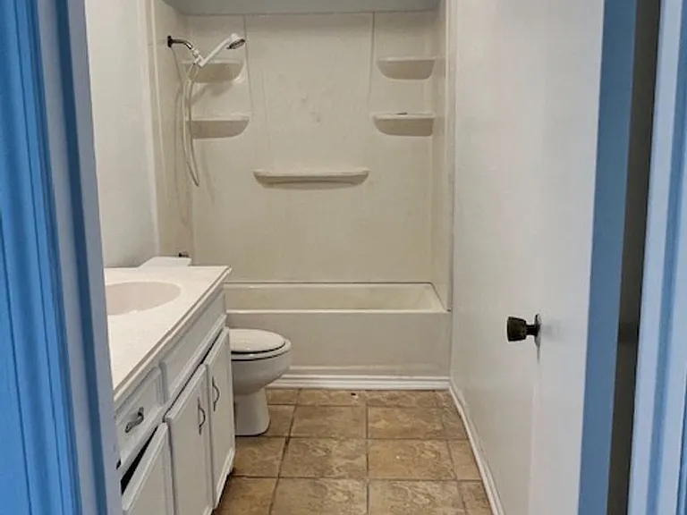 1011 Shellfish Dr — Photo 5