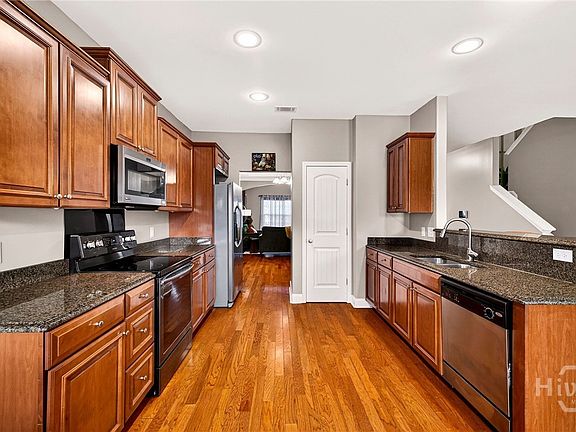 4th image of 23 Wesleyan Drive