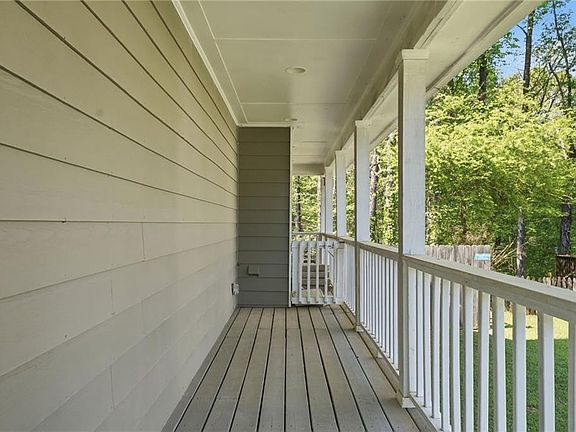 4th image of 349 Winchester Way