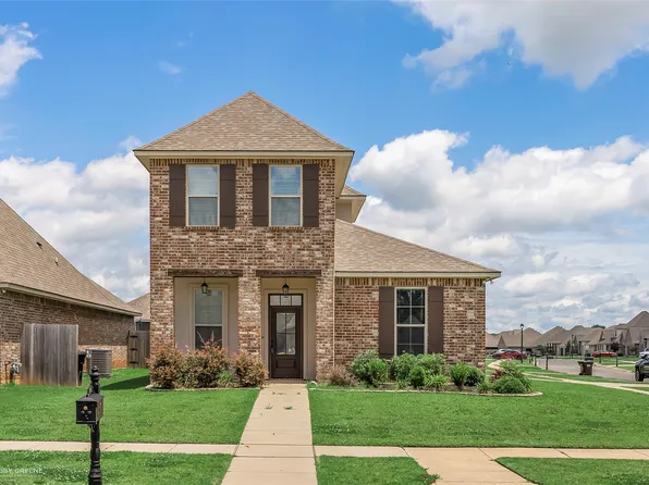 918 Hackberry Dr, Bossier City, LA 71111