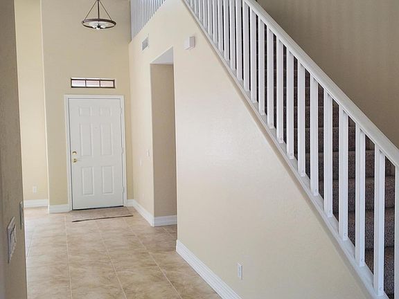 3rd image of 7003 S 43rd Dr