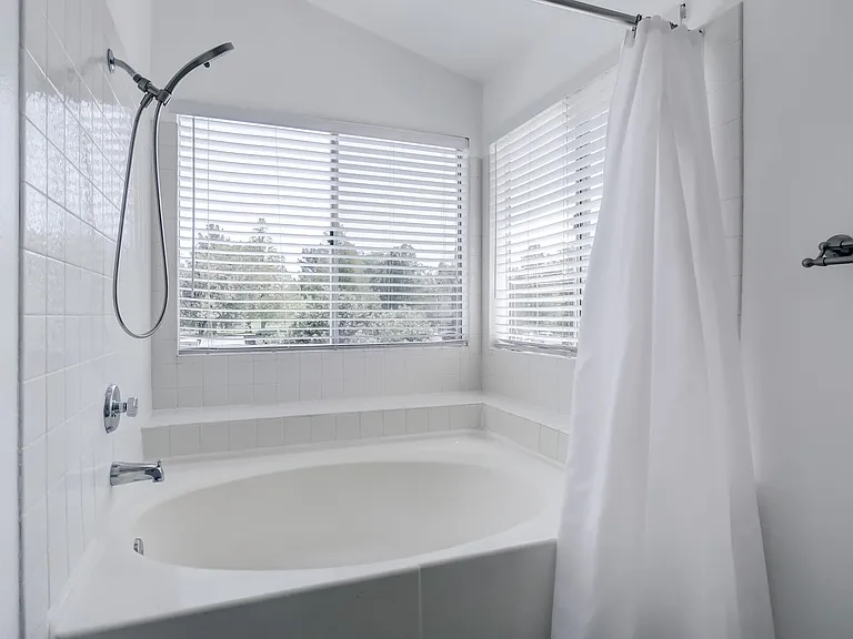 34921 Shadowwood Dr — Photo 34