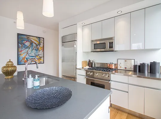 Rented by Mirador Real Estate | media 75