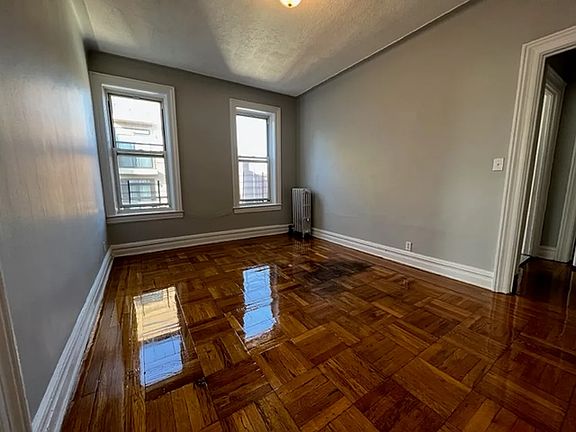 2nd image of 1890 Ocean Ave APT D2