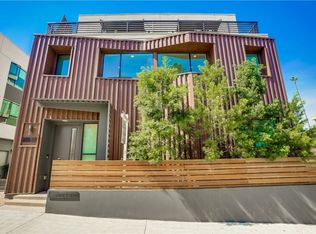 1433 1/2 N Center Ln, Los Angeles, CA 90026