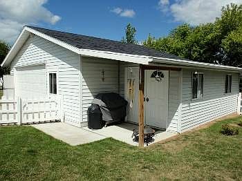 The garage has a separate area for your garden tools. The Backyard is totally fenced in...