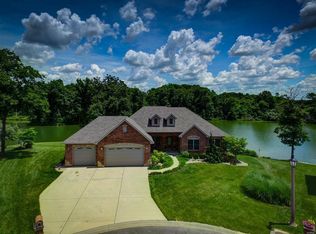 5149 Kennett Rd, Columbia, IL 62236