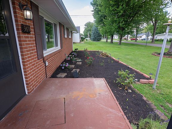 4th image of 369 Clover Ave