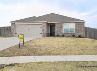 4361 Winding Brk, Harrah, OK 73045