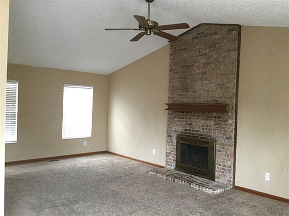 3rd image of 2974 Old Warson Dr