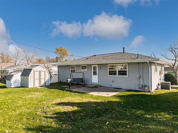 5th image of 124 La Salle Dr SW