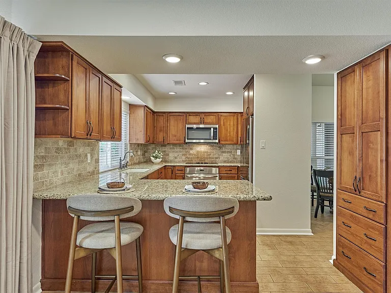 2351 W Settlers Way — Photo 20