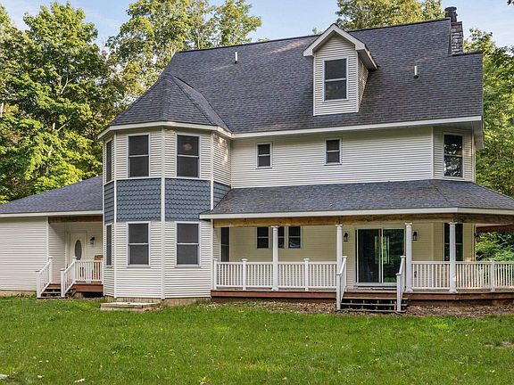 2nd image of 4677 Deep Woods Dr