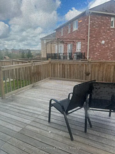 50 Locomotive Cres Photo 1