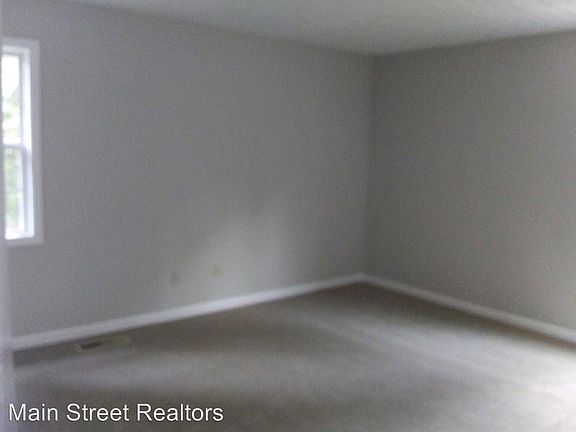 3rd image of 4166 Sweetshrub Ct