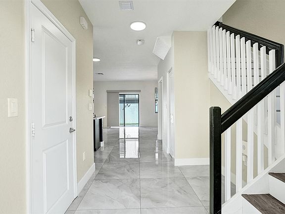 3rd image of 21357 NE 2nd Court