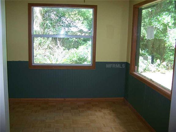 4th image of 259 W Park St