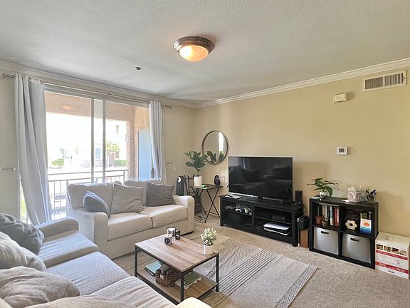 3rd image of 3825 Elijah Ct Unit 325