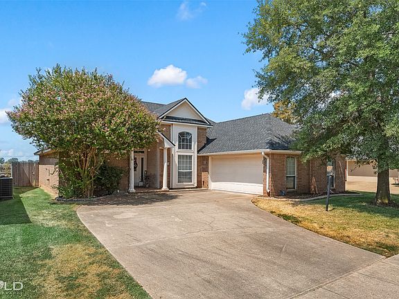 3rd image of 2309 W Belle Haven Dr
