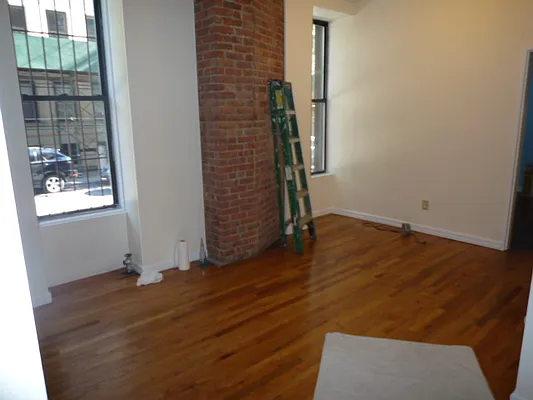 Rented by New Yorker Realty | media 29