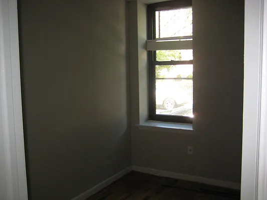 Rented by Bedford Brownstone Realty | media 31