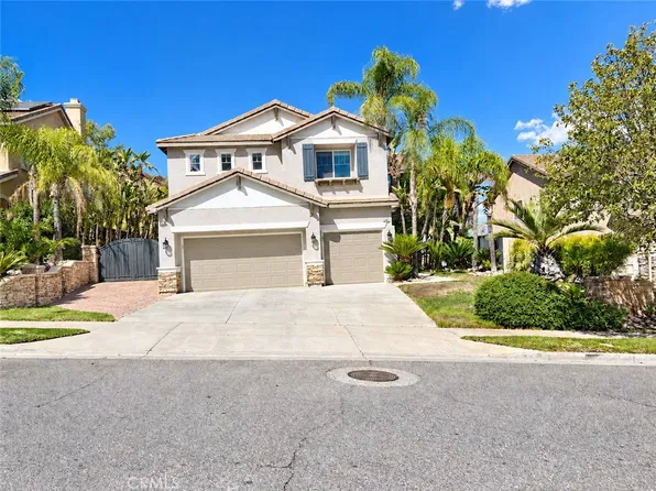 31902 Cedarhill Ln, Lake Elsinore, CA 92532